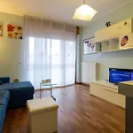 Smart - Near Navigli&iulm Appartamento