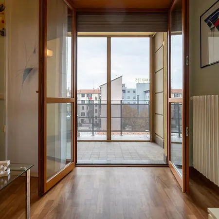 Appartement Smart - Near Navigli & Iulm Milan