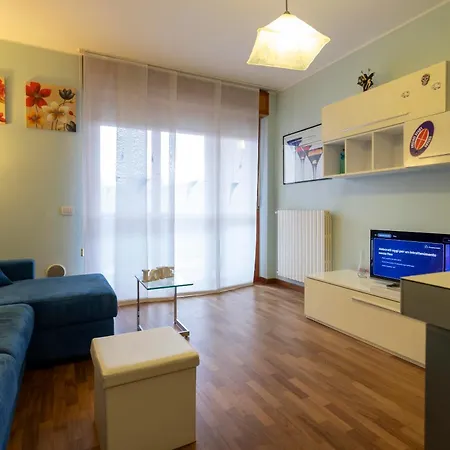 Smart - Near Navigli & Iulm Appartement